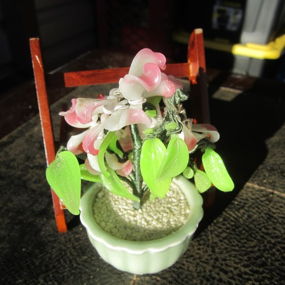 VTG GLASS FLOWERS IN A CERAMIC FLOWER POT, CUTE KNICK KNACK  VTG - Picture 3 of 5